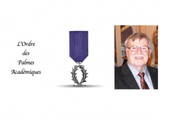 Jean-Pierre Pichette reçoit l'Ordre des palmes académiques